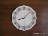 Hodiny Julie - Hodiny jsou&nbsp;vybaveny Quartz strojkem. Velikost: 28 cm.